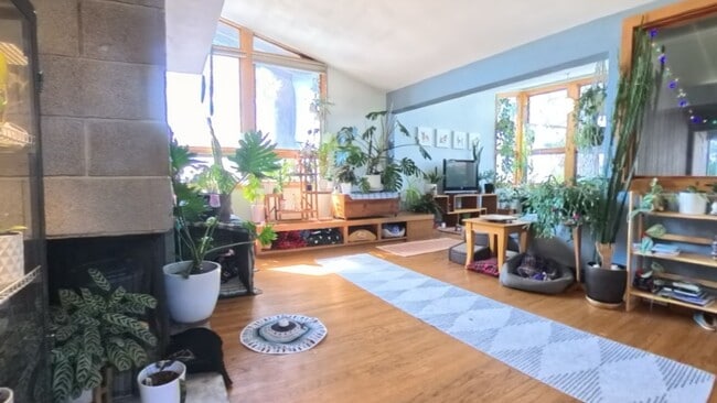 Building Photo - 3006 Wanuona Way, Madison, WI 53713