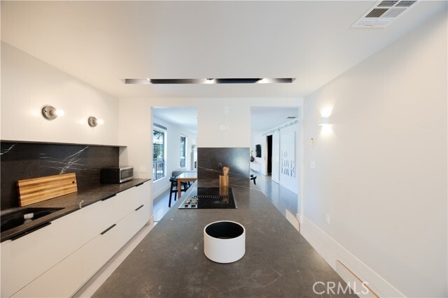 Building Photo - 11049 Blix St