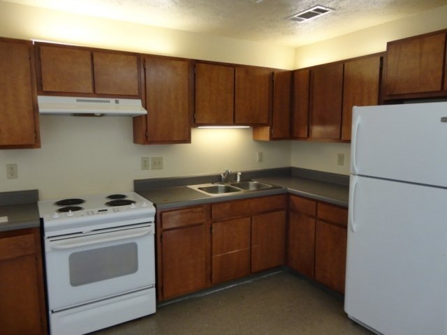 Building Photo - 170 Timberlawn Rd