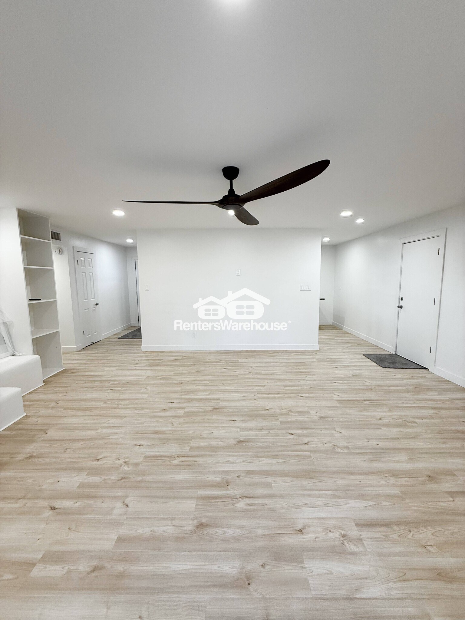 Building Photo - 7507 E Highland Ave