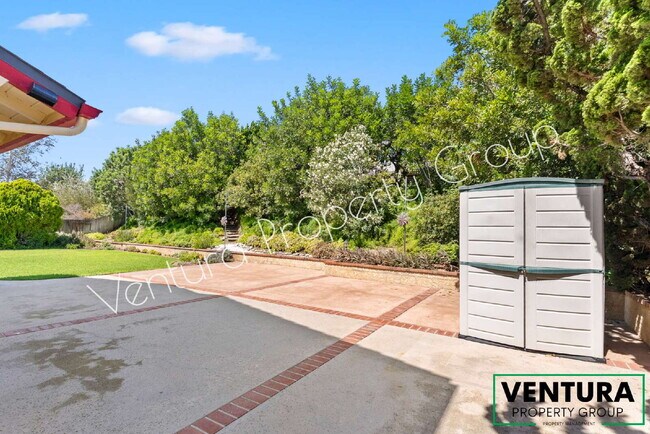 Building Photo - Spacious 4-Bed, 3-Bath Gem in Camarillo Heights