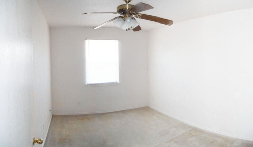 Building Photo - 1602 Aztec Trce