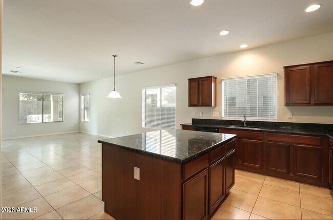 Building Photo - 6328 W Victory Way