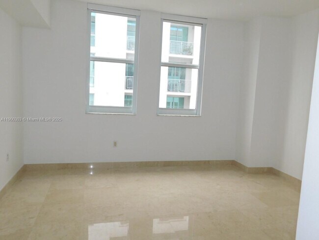 Building Photo - 4100 Salzedo St