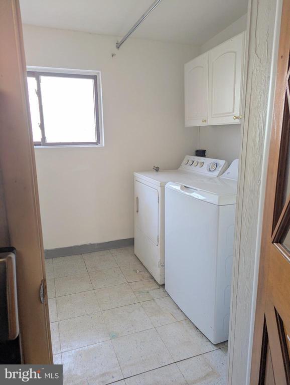 Building Photo - 1545 W Passyunk Ave