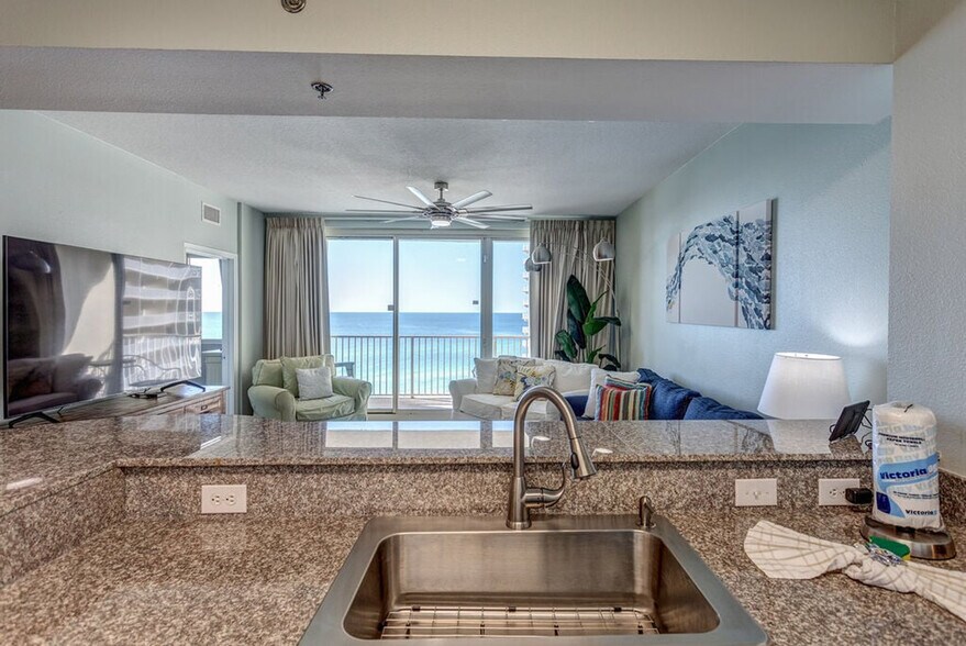 Building Photo - 998 Gulfside Ct