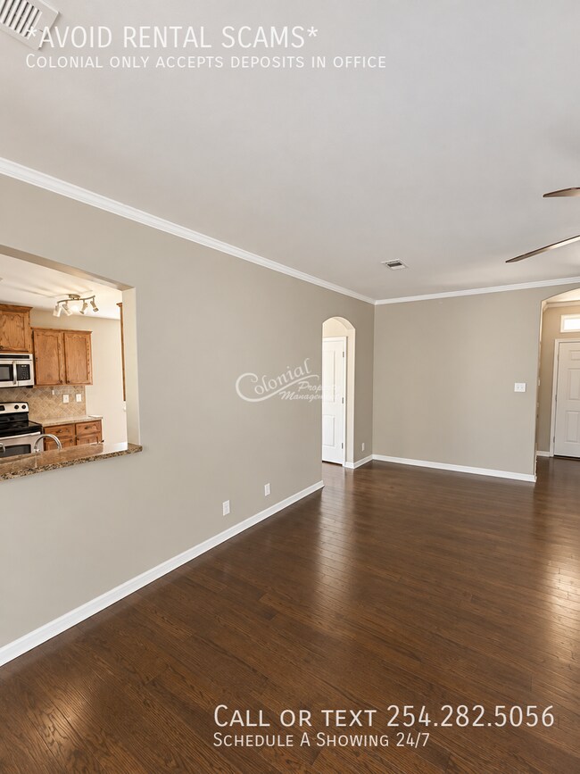 Building Photo - 2705 Montague County Dr