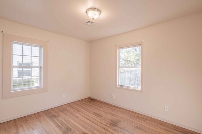 Building Photo - 3710 W 44th St