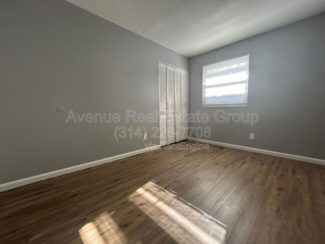 Building Photo - 10412 Prince Dr