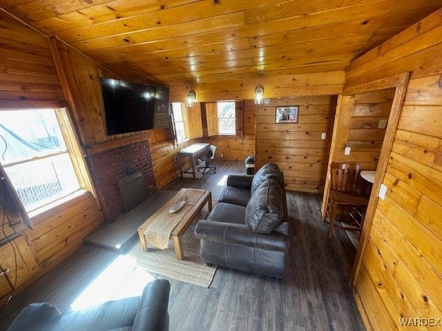 Building Photo - 705 Cerbat Ave