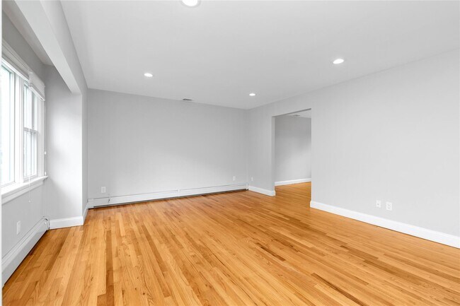 Building Photo - 38 Dunes Ln