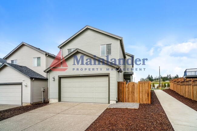 Building Photo - Gorgeous Brand New 4 Bedroom Home Located ...