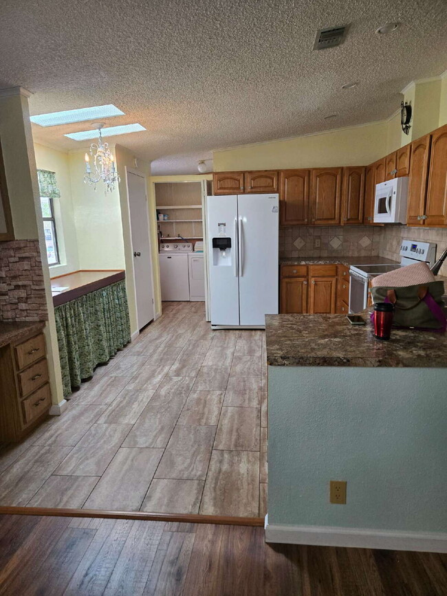 Building Photo - "Charming 3-Bed, 2-Bath Mobile Home Retrea...