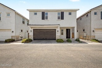 Building Photo - 5532 S Dillon