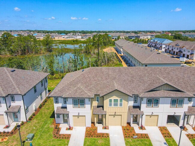 Building Photo - 820 Longboat Dr