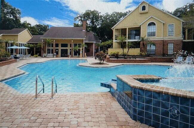 Building Photo - 8643 Mallard Reserve Dr