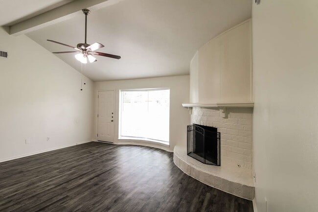 Building Photo - 206 Brandywyne Dr