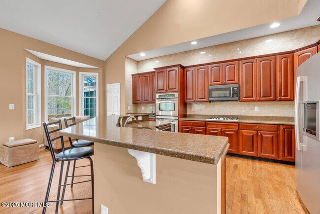 Building Photo - 17 Trumbull Ct