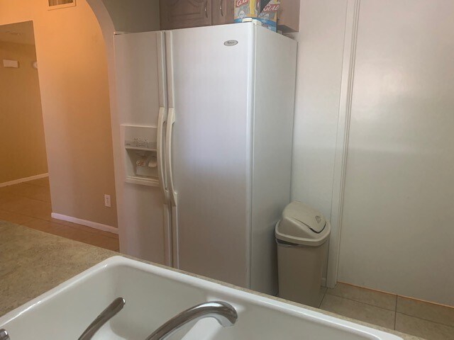 Building Photo - 9064 N 68th Ln