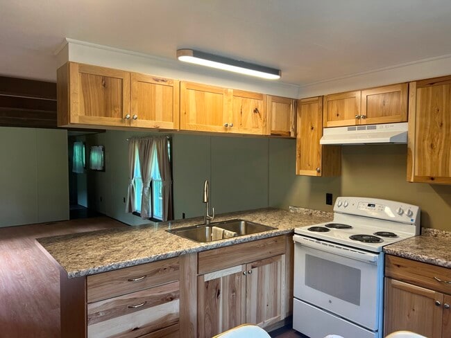 Building Photo - 8297 PA-120