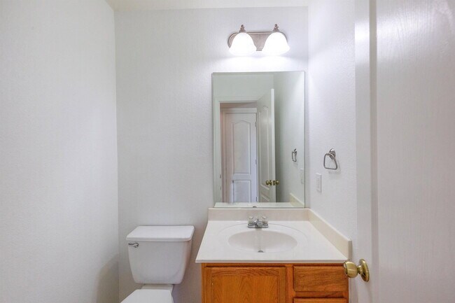 Building Photo - 2020 Kass Cove