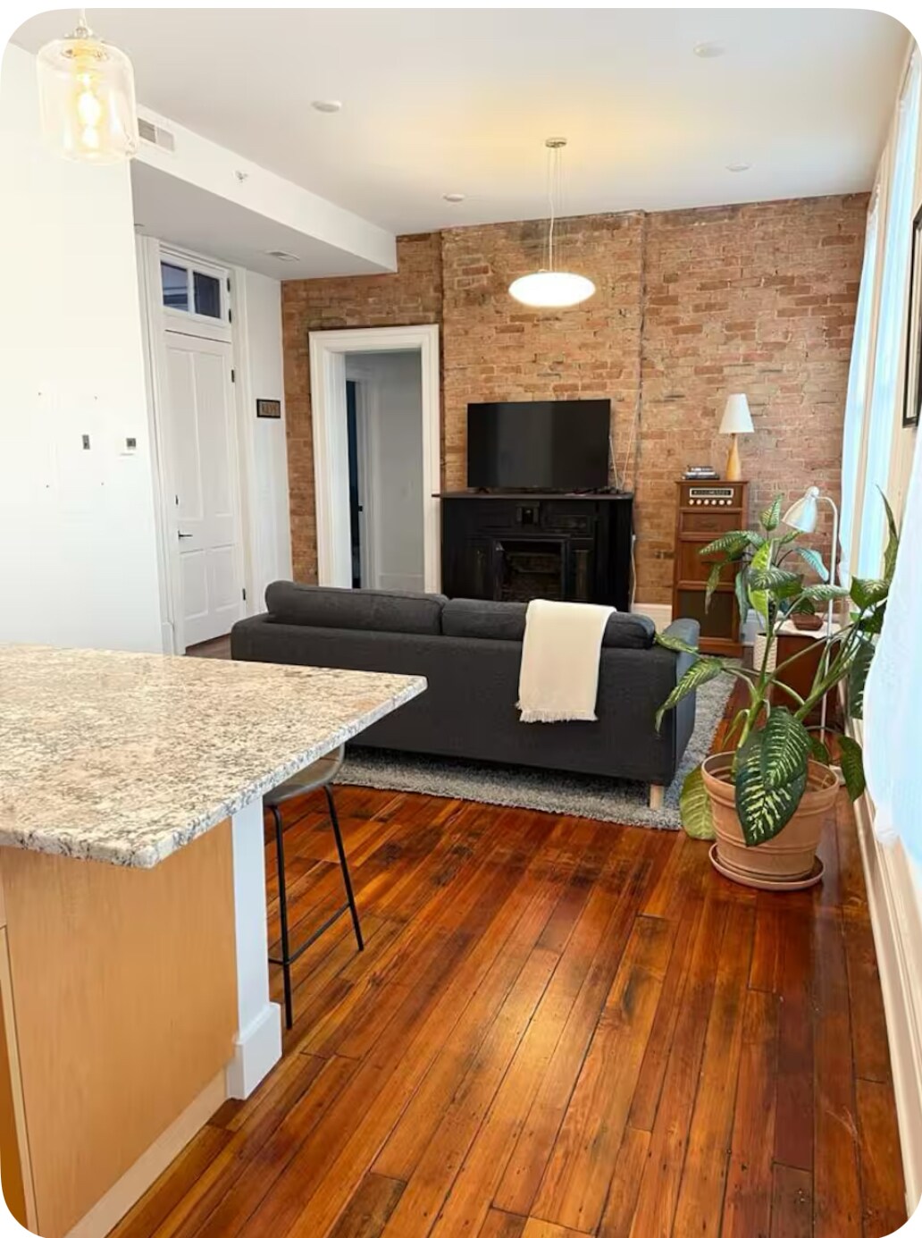 Building Photo - 1928 Colerain Ave