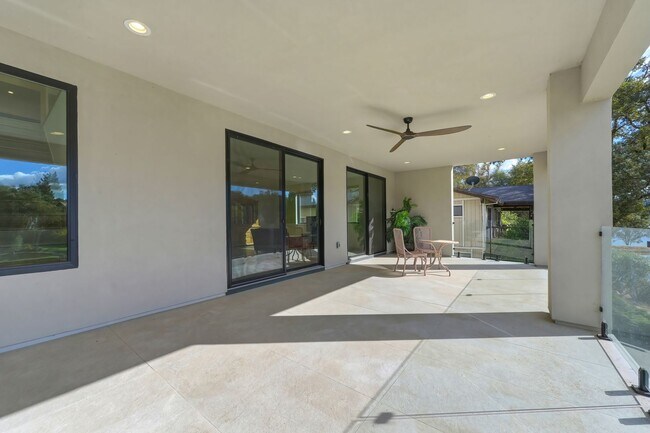 Building Photo - Waterfront 4 bed 4 bath 3,887 sq. ft.