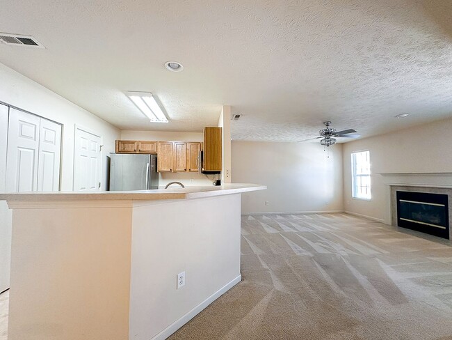 Building Photo - 4827 Flat Stone Pl