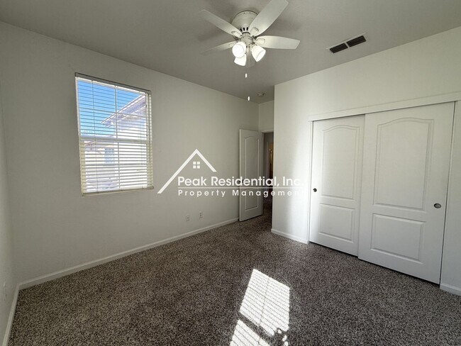 Building Photo - A Beautiful 3bd/2.5ba North Natomas Home with 2-Car Garage!