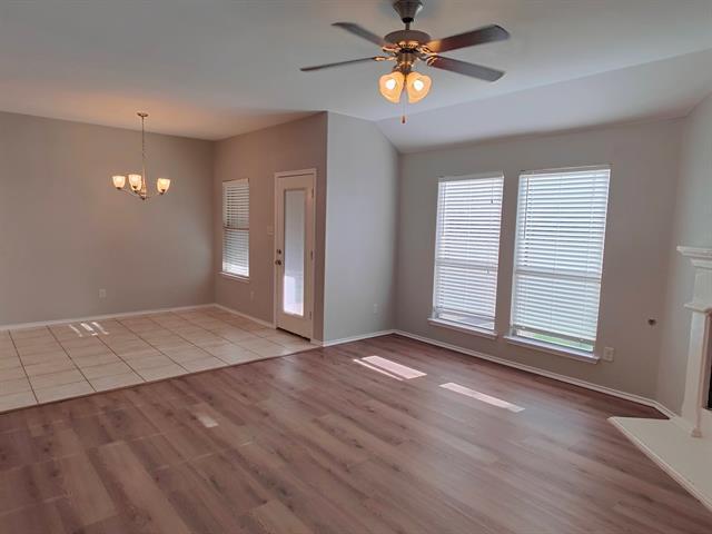 Building Photo - 516 Rustic Oak Ln