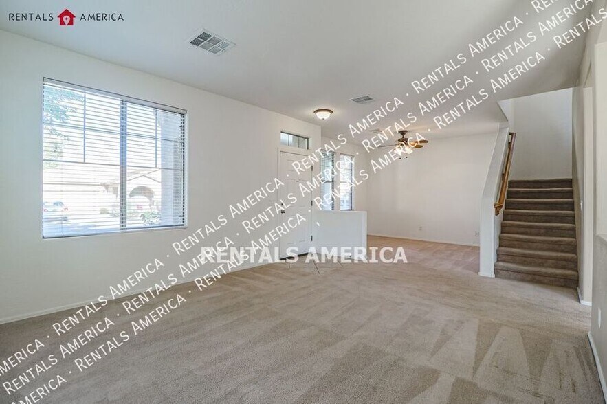 Building Photo - 2715 S Cupertino Dr