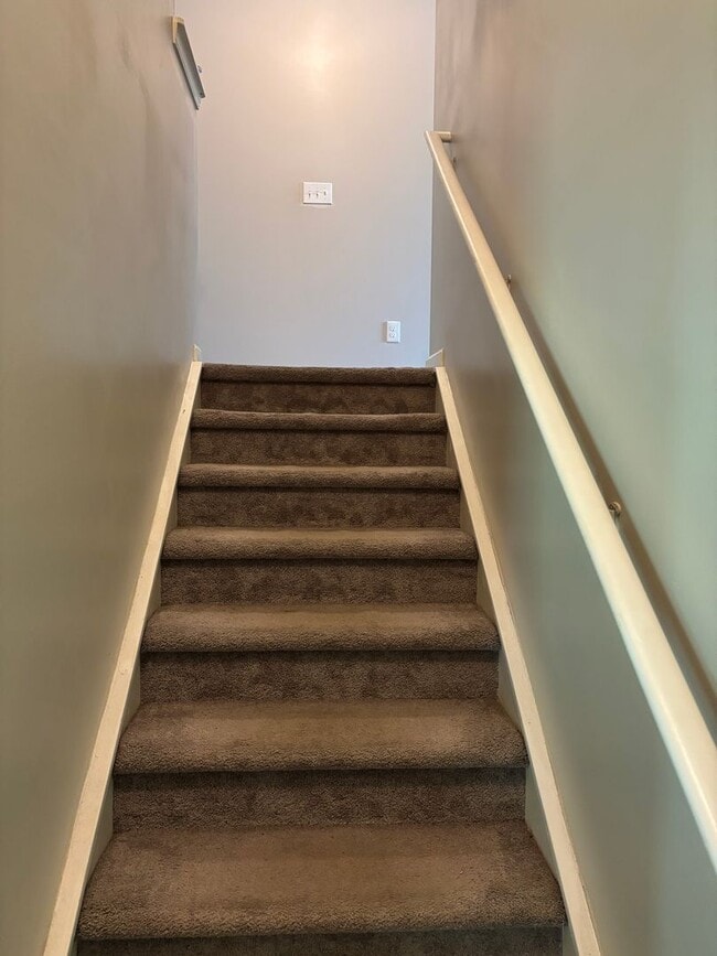 Building Photo - August Rent Free - Elegant, Modern Home in...