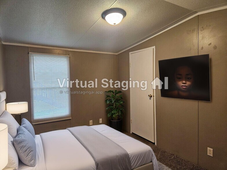 Building Photo - 38 Lynnwood Cir