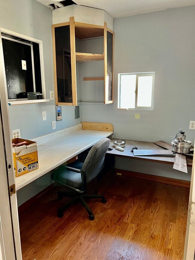 Building Photo - Nicely Remodeled 2 Story Home