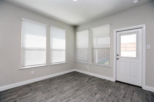 Building Photo - 708 Castlebar Ct