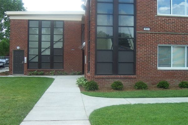 Building Photo - Buersmeyer Manor