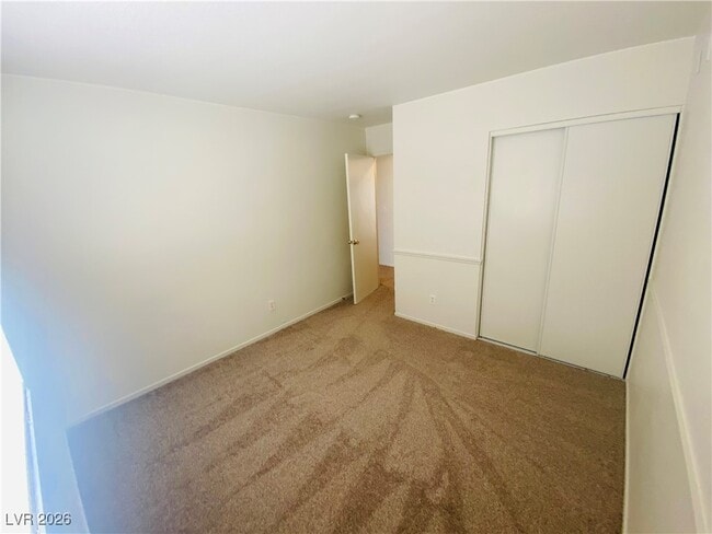 Building Photo - 3122 Flower Garden Ct