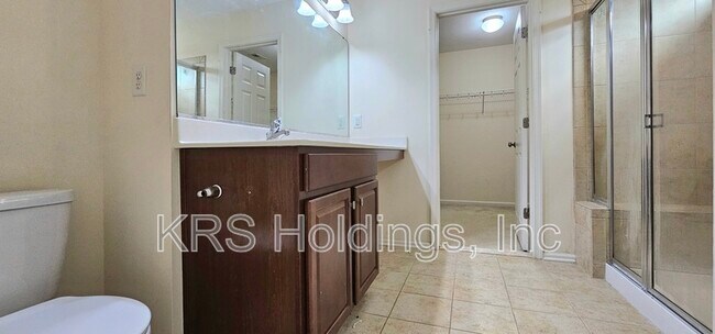 Building Photo - 210 Benthall Rd