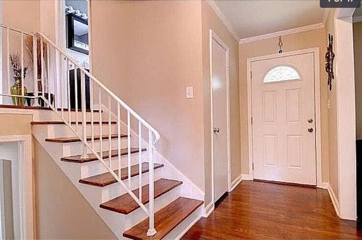 Building Photo - 2342 Cortez Way NE