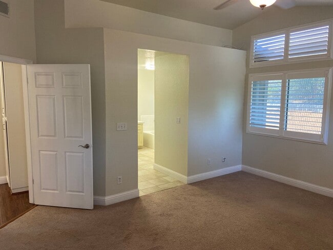 Building Photo - Solar Home - Immaculate El Dorado Hills 4 ...