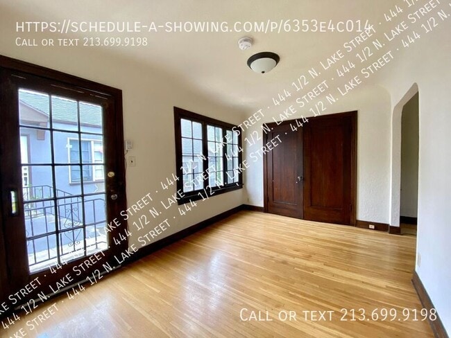 Building Photo - 444 1/2 N. Lake Street-