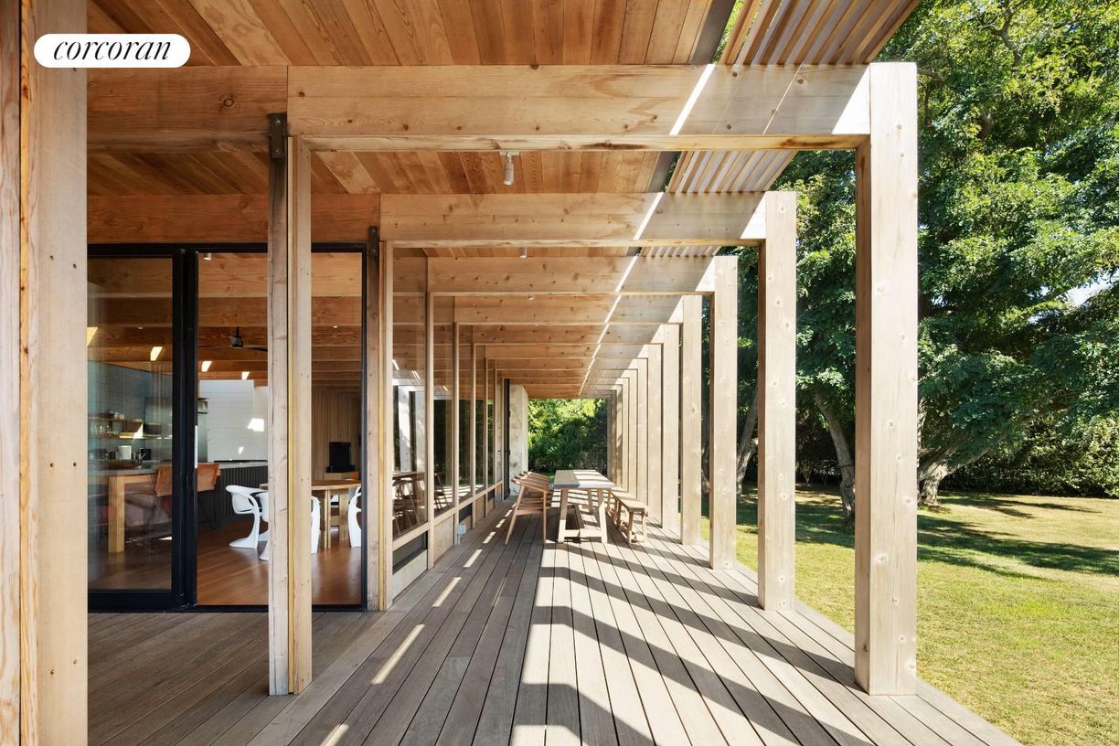 Building Photo - 4 Pheasant Ln