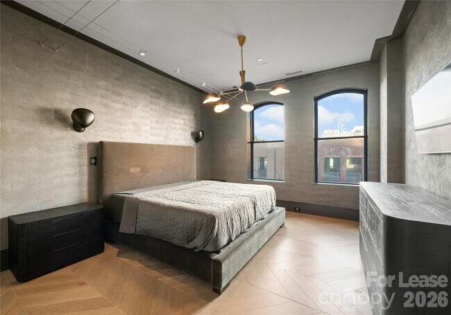 Building Photo - 229 N Church St