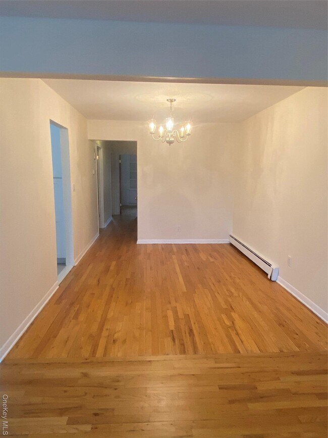 Building Photo - 151-55 20th Rd