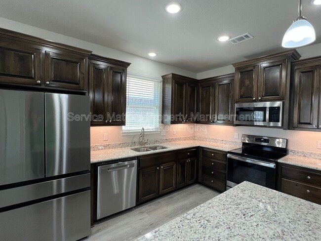 Building Photo - 5330 Parkside Dr