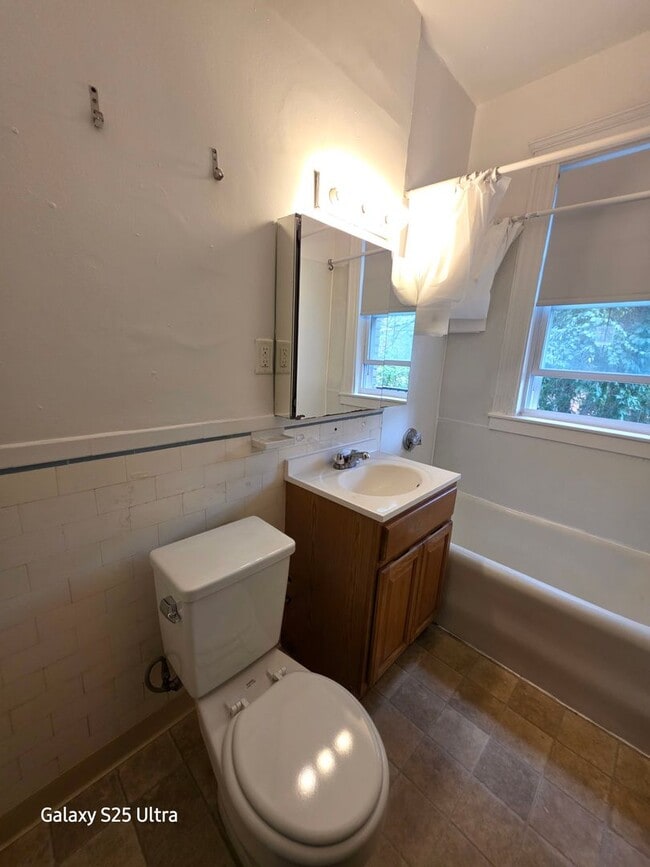 Building Photo - Central Brighton Location. Steps from the T Stop. Heat Hot Water Included. Elevator, Laundry on a...