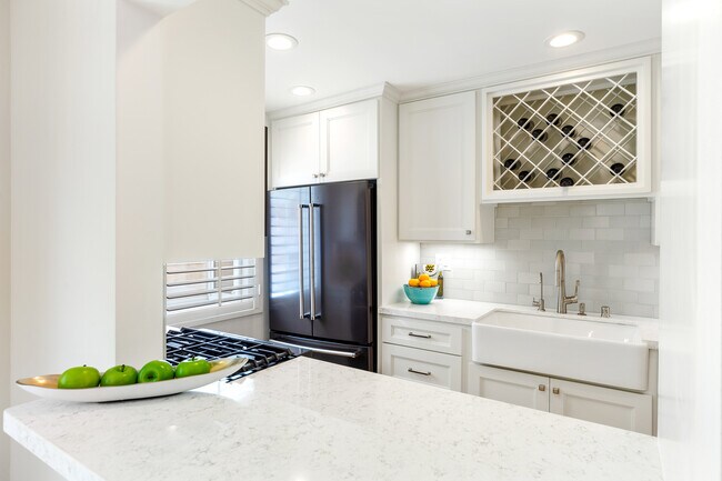 Kitchen pass thru - 1244 18th St
