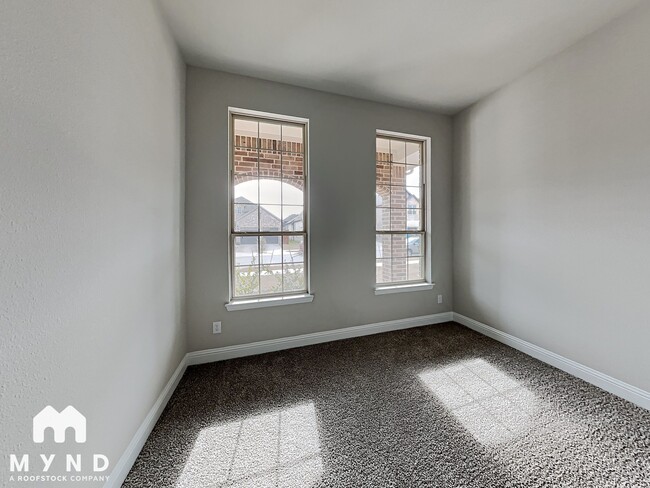 Building Photo - 14844 Gentry Dr