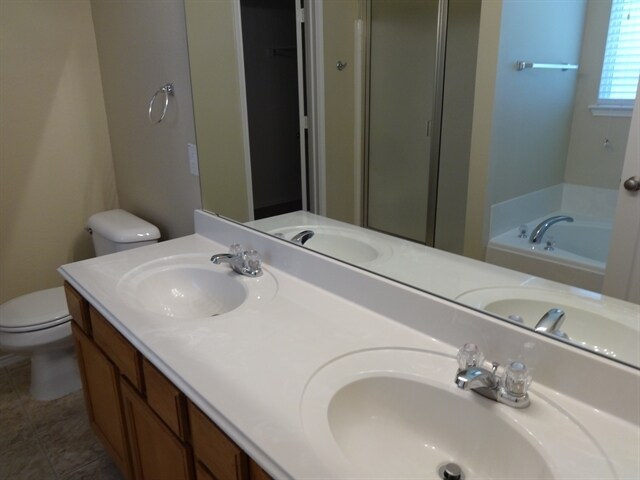 Building Photo - 10709 Vista Heights Blvd