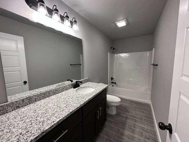 Building Photo - 2040 Tallgrass Ter